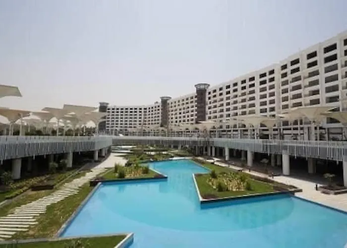 Unique Duplex Hotel Pool View