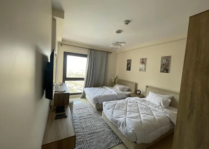 Unique Duplex Hotel Pool View